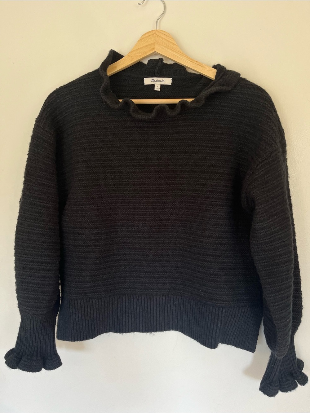 Madewell Black Ruffle-Neck Pullover Sweater in Cotton-Merino Yarn